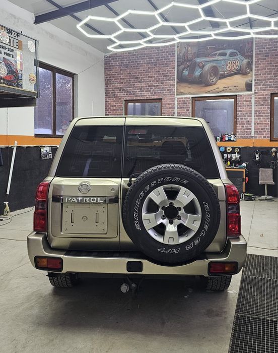 Nissan Patrol Autoutilitara N1
