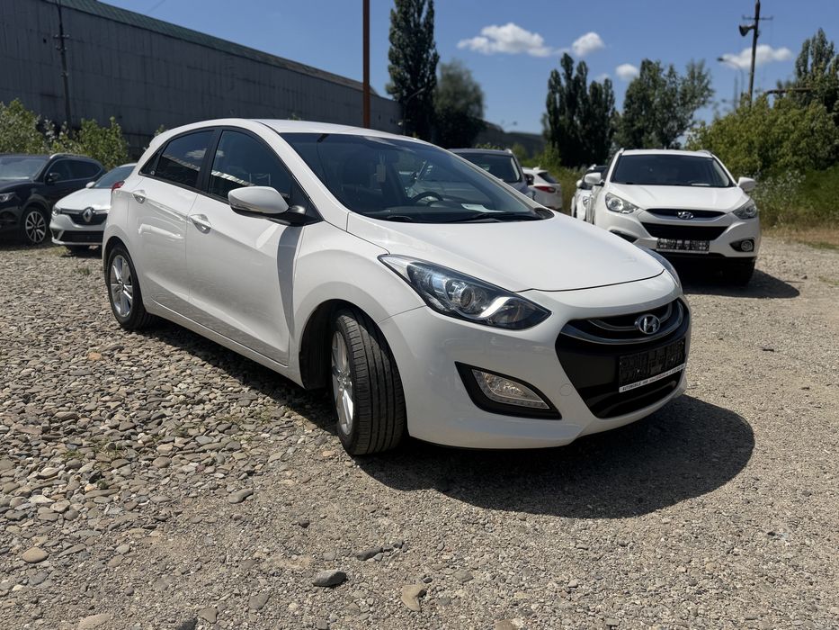 HYUNDAI I30