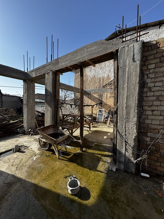 Продается дом на старый отчопар, 4 сотки. Есть проект