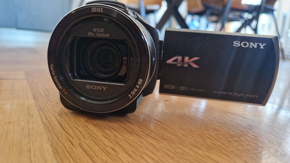 Handycam Sony ax43 .Видеокамера 4К