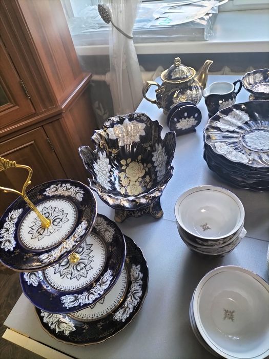 Продам сервиз кобальт,Мадонна бу