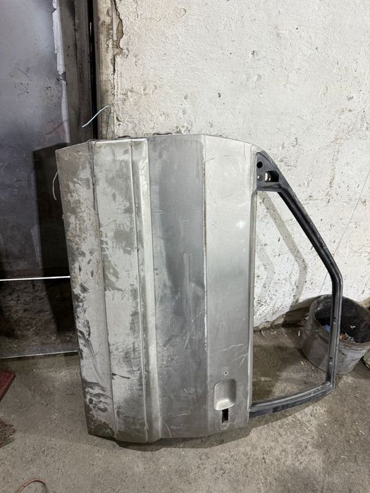 Дверь на ваз 2114 либо 2115