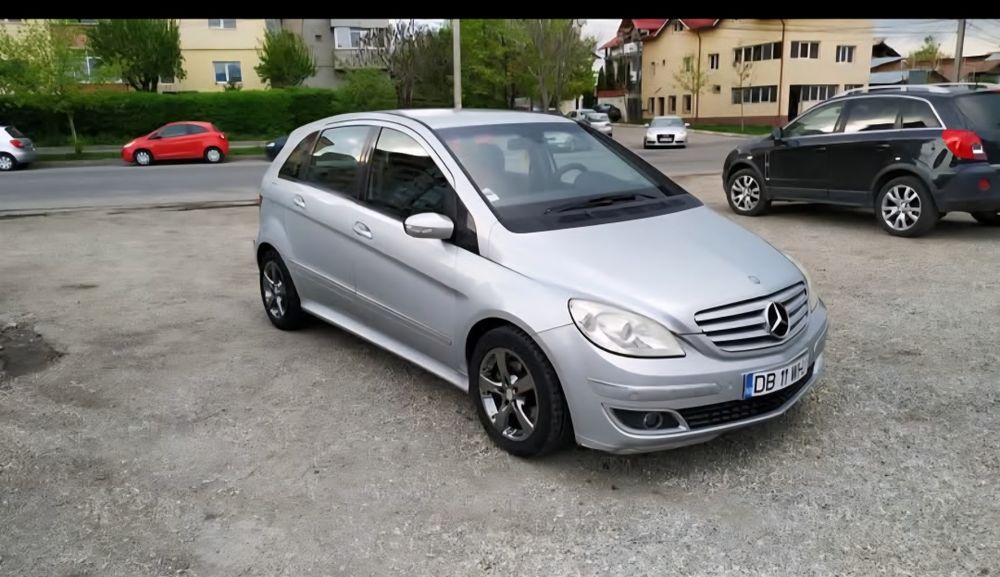 Mercedes B200, 2l diesel, 140cp, automata