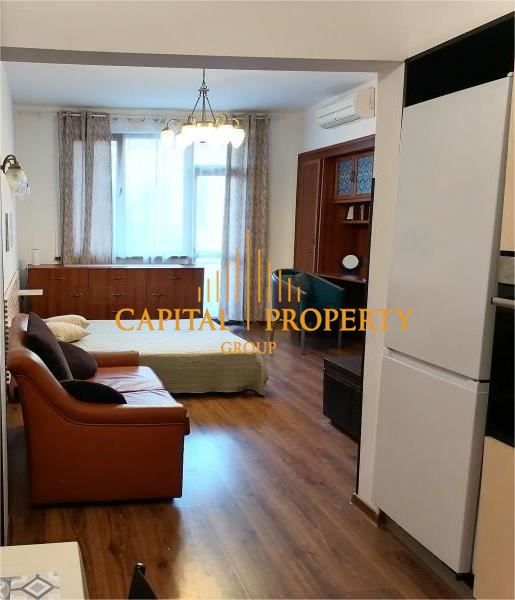 Дава се под наем Тристаен апартамент в Варна, Гръцка махала - 70 кв.м за 600 € - Снимка #5