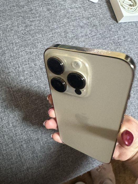 Iphone 14 pro 256 gb Gold , eSim