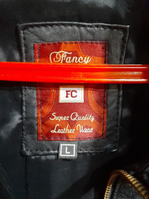 Кожаная куртка.Привозная.