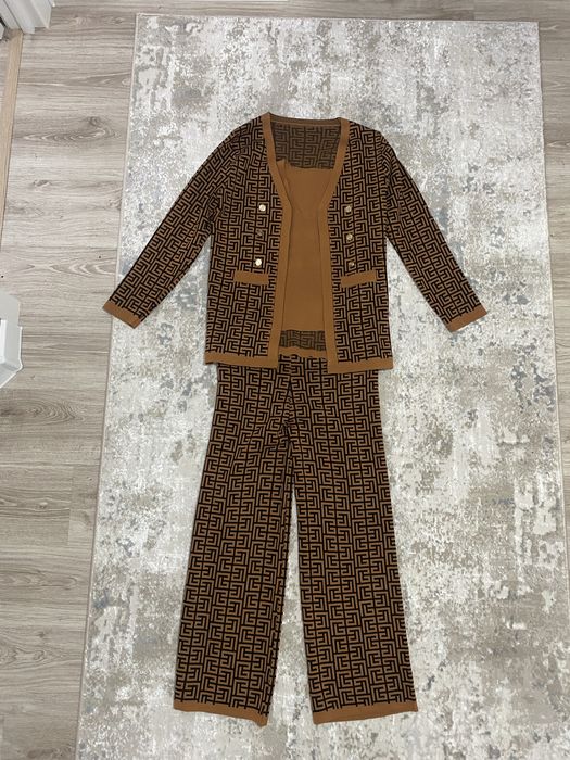 Продается тройка