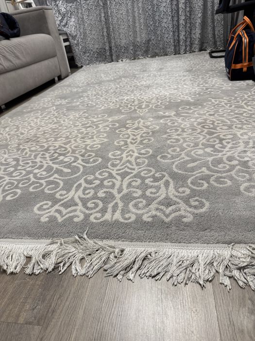 Ковер   на пол.