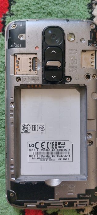 Телефоный на запчасти