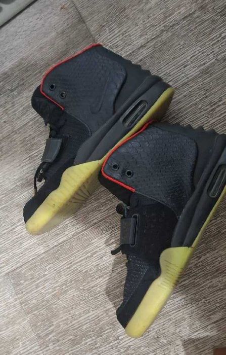 Кроссовки Nike Air Yeezy