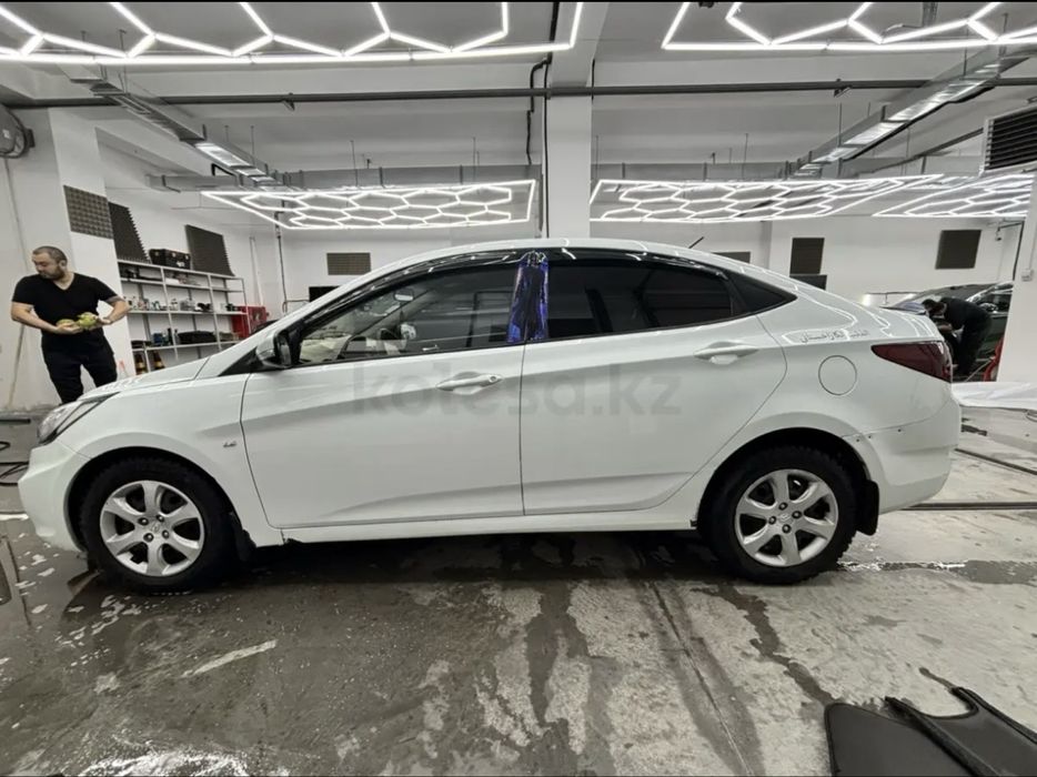 Хюндай акцент автомат 1.6