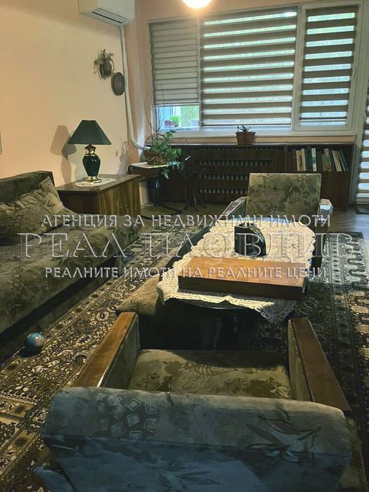 Продава се Тристаен апартамент в Пловдив, Център - 110 кв.м за 1159 €/кв.м - Снимка #2