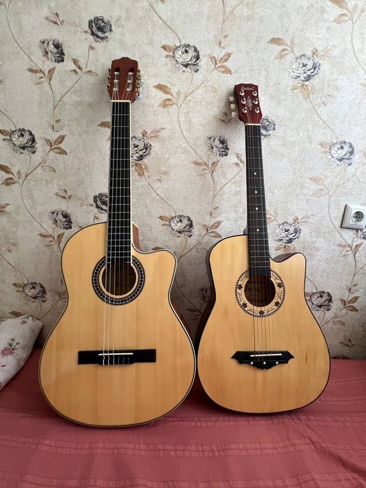 Gitara sotiladi sumkasi bor yonidagi ham sotiladi