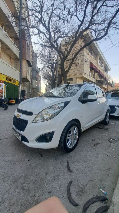 Spark sotiladi srochna