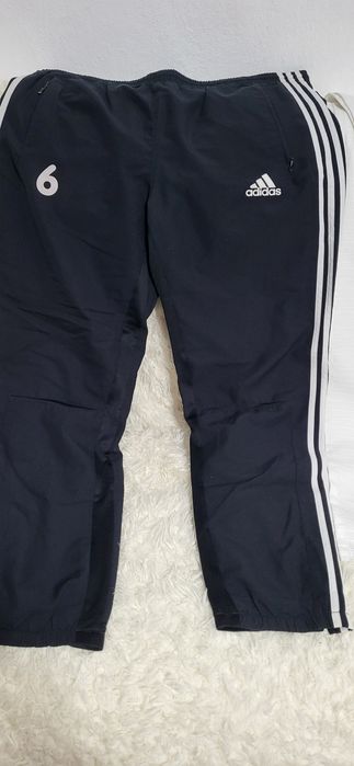 Pantaloni trening Adidas,marimea XL
