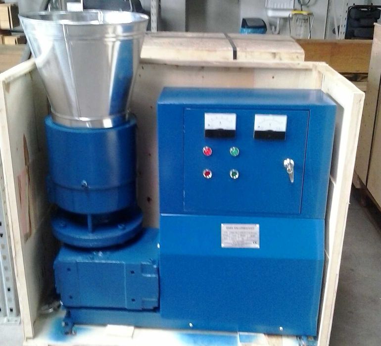 Presa Peleti rumegus 15kW cu 3 role, Germania - in stoc