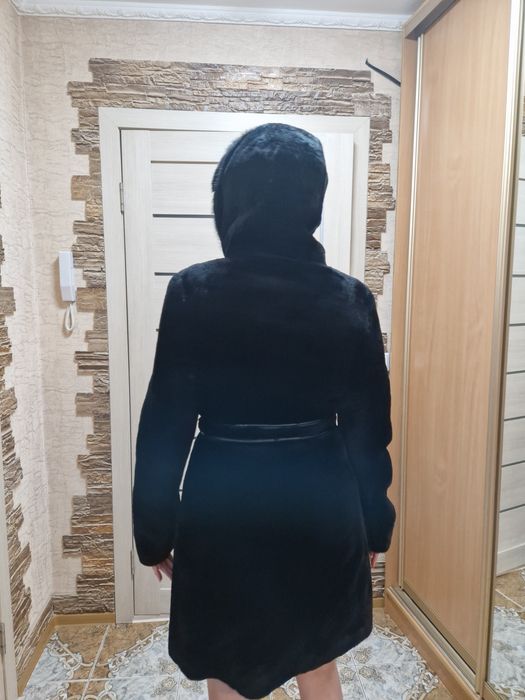 Продам шубу мутон,  оборка норка, размер 44-46