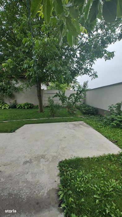 De vanzare casa,zona Ceangai