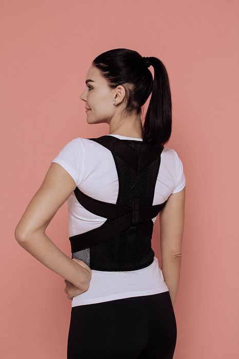 Porno tomosha qiling: Ona onanizm bilan mashgul bolib qoldi