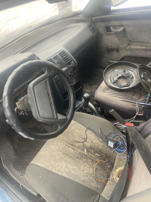 Продам машину ваз 2110