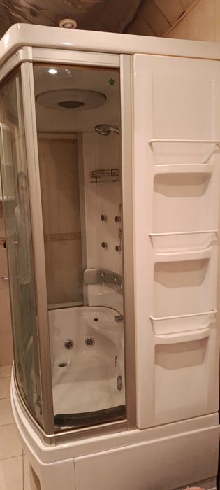 Dush kabina sotiladi