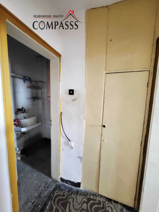 Продава се Двустаен апартамент в Добрич, Център - 44 кв.м за 1103 €/кв.м - Снимка #6