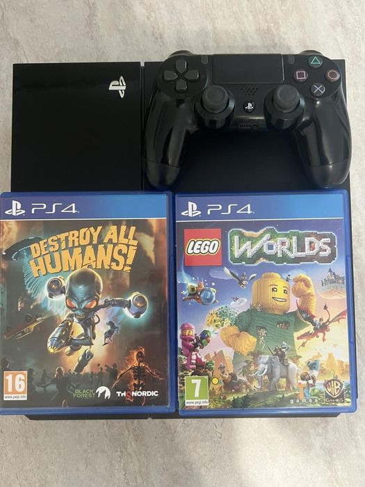 Playstation 4 с контролер и 2бр. игри