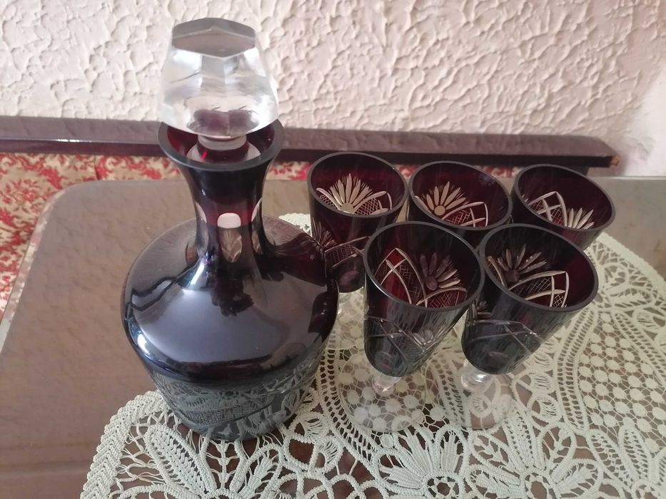 Obiecte din cristal rubin și alb made in RSR vintage