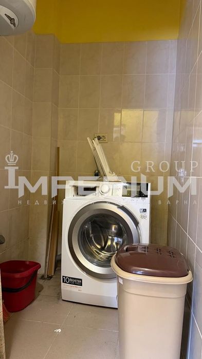 ГОЛЯМ Тристаен апартамент под наем в централната част на гр. Варна