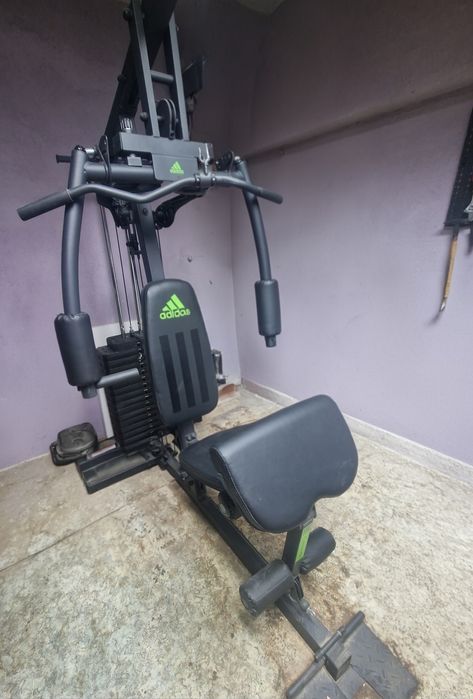 Гладиатор Adidas Капариран до 09.03