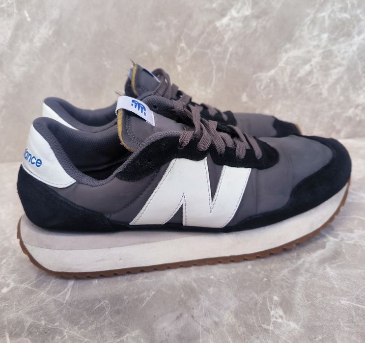 Мъжки спортни обувки New Balance 237 номер 42,5