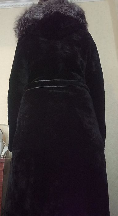 Продается мутоновая шуба