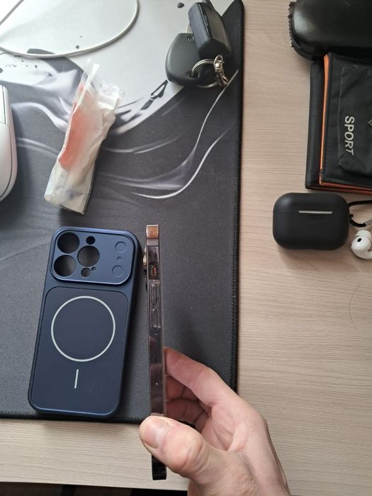 Продам айфон 14 про