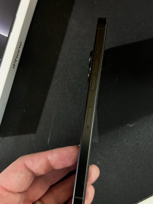 iPhone 16 Pro Max Black