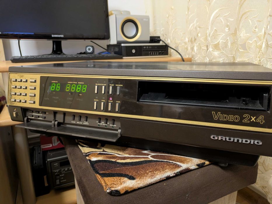 grundig 2x4 video 2000