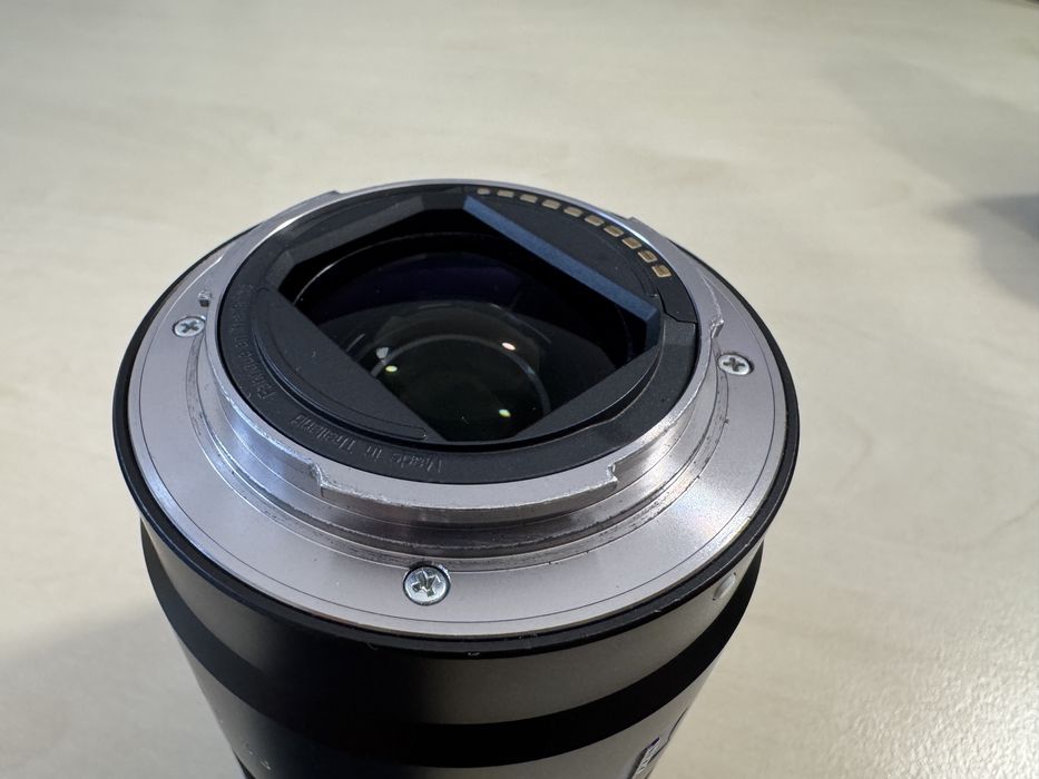 Sony 55mm f1.8 Zeiss