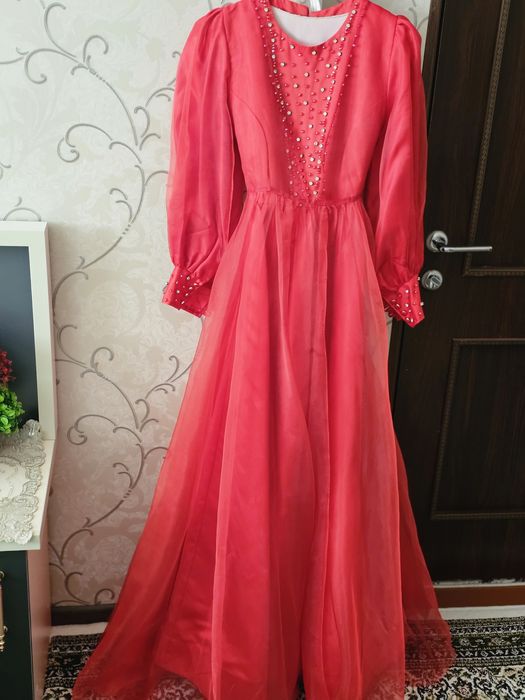 Вечернее  платье