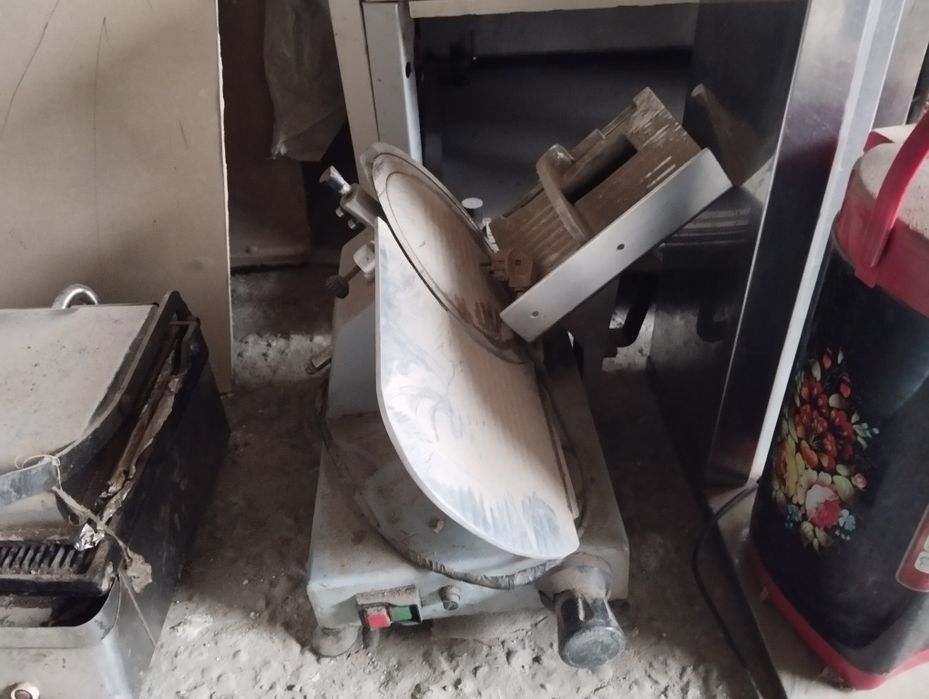 Бу пицца печь, холодильник, тостер, тестомес, слайсер