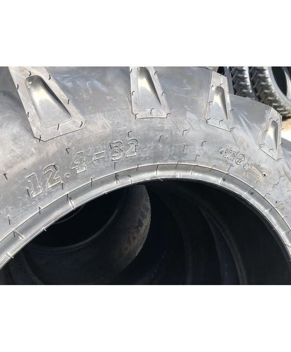 ANVELOPA 12.4-32 BKT TR135 8PR TT  Cauciucuri tractor, Fiat, Case, Fendt, John Deere, New Holland, Massey Ferguson, UTB   Cauciucuri tractor, Fiat, Ca
