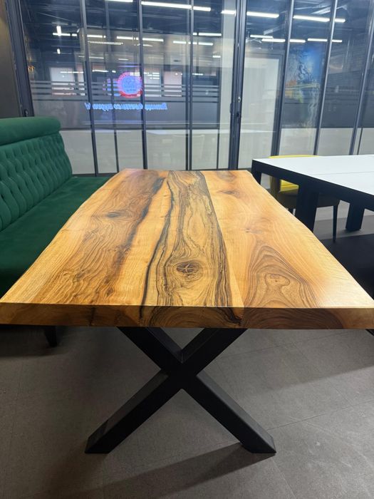 Чистый Деревянный стол