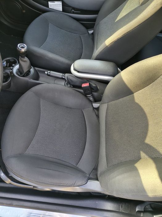 Se vinde mini cooper