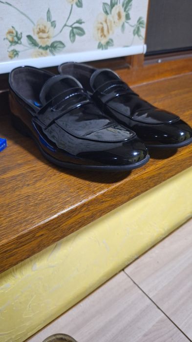 Туфли мужские  сатылады  пошти  новый  сапасы  керемет  маған