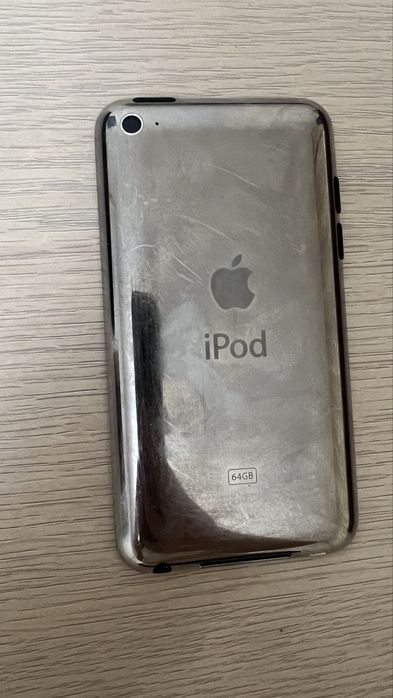 iPod touch 4nd Gen, Model A1367 64gb.