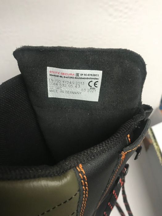 Vand Ghete Stihl marimea 43 si 44. Pretul este per pereche