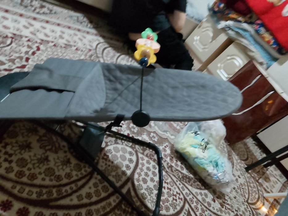 Шезлонг детский  от 3до 7ми месяцев