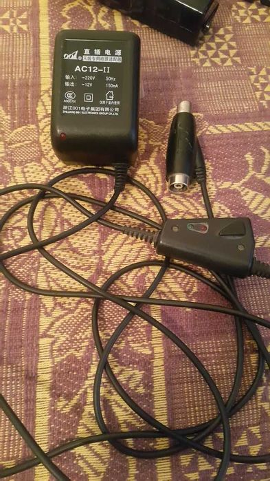 Samsung telefon J8_J3