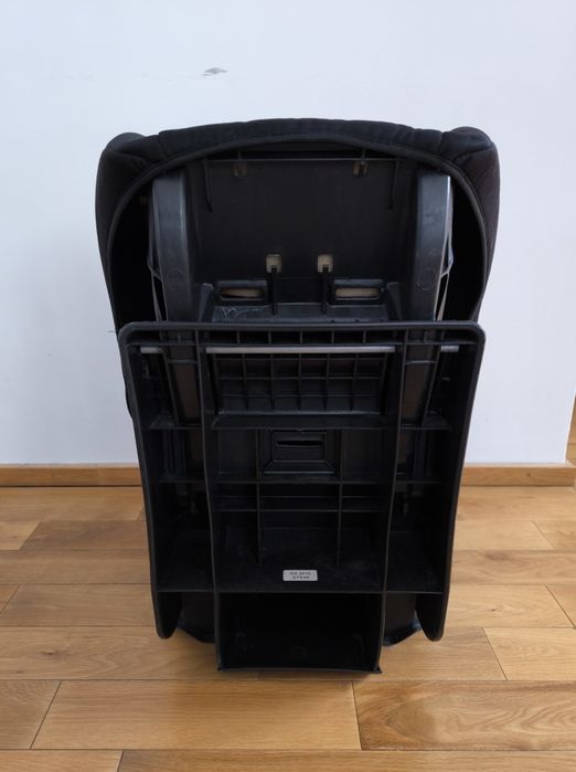 Столче за кола 0-18 кг