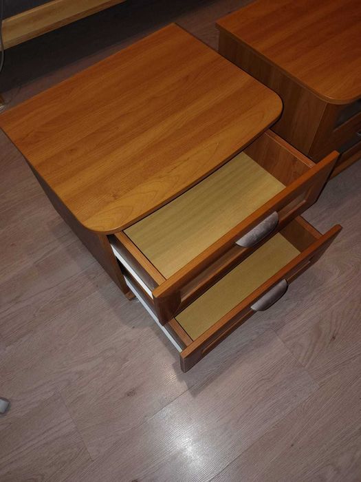 продам комод с тумбами