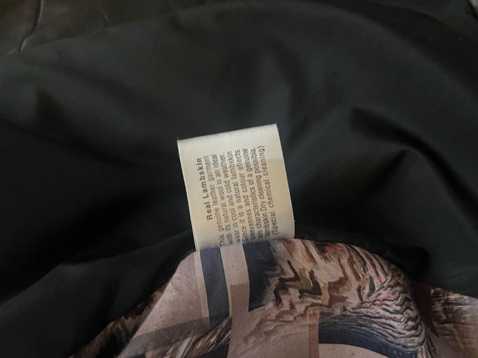 Продавам мъжко кожено яке от истинска агнешка кожа (Real Lambskin)