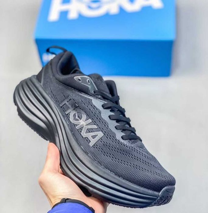 Нови мъжки маратонки Hoka ONE ONE Bondi 8 black размери 42,43